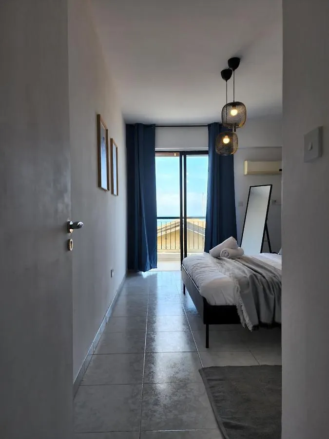 Kay'S City & Seaview One Bedroom Apartment Larnaca