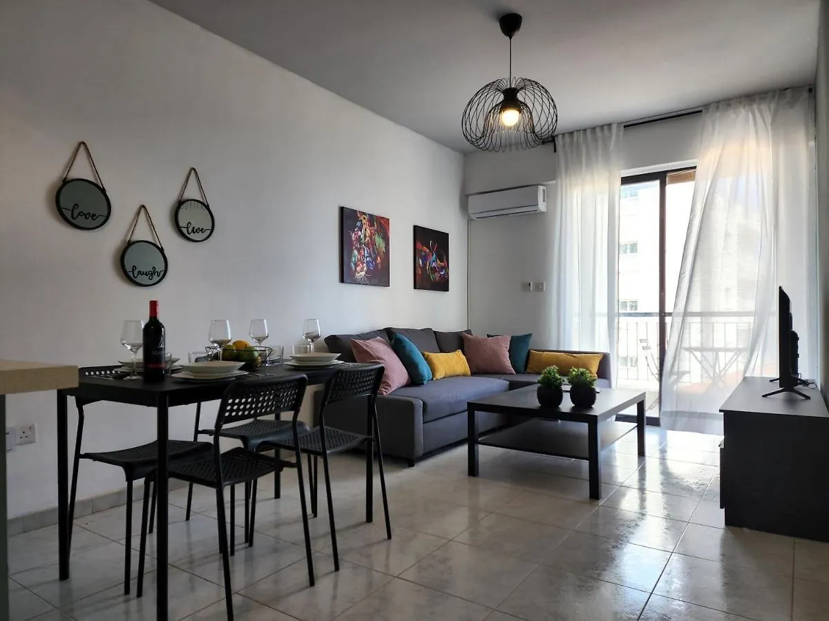 Kay'S City & Seaview One Bedroom Apartment Larnaca Cyprus
