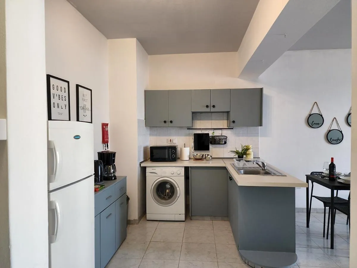 Kay'S City & Seaview One Bedroom Apartment Larnaca